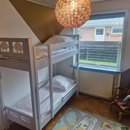 Villa Family House Near Legoland & Givskud Zoo 7 Guests *
